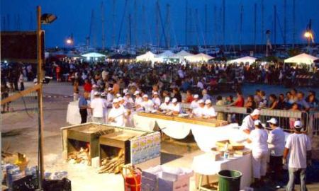 La Ffesta del pesce azzurro al Porto del Circeo