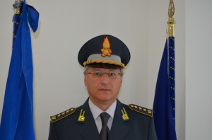 Il comandante provinciale della GdF , Giovanni Reccia